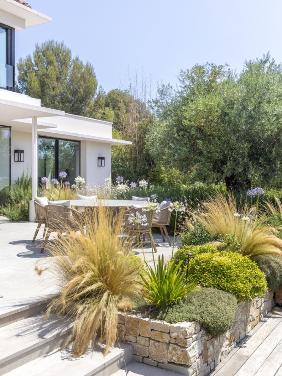 Atelier Naudier Architecte Paysagiste Concepteur Montpellier Aix En Provence Piscine Miroir Jardin Mediterraneen Naturaliste Creation Et Amenagement Jardin